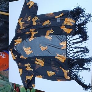 Tiger Shawl, Size Large NWOT